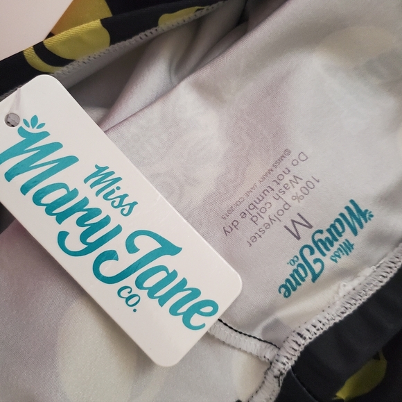 NWT Miss Mary Jane Leggings Size Medium - Picture 6 of 9